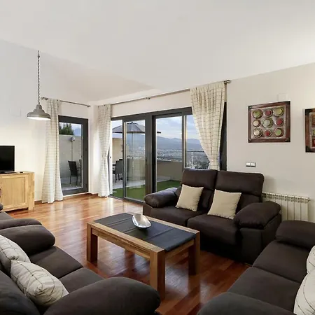 Casa En Con Vistas En Zona El Serrallo *