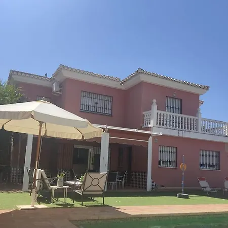 Сasa de vacaciones 28 De Julio Con Piscina En Granada