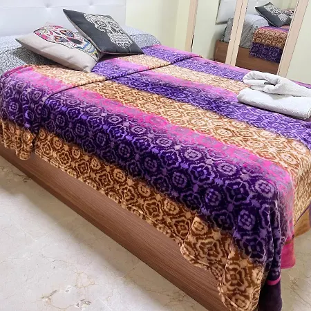 Casa Ideal Familias Y Grupos Con Balcones Exterior Soleada Patios Cerca Alhambra, Sierra Nevada, Rio Genil, Lancha Del Genil, Parque Llano Y Reloj Del Sol Con Barbacoas, Campo De Futbol, Circuito Gimnasia *