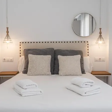 Tuguest Gran Via Apartment