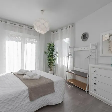 Tuguest San Agustin Iii Apartamento Granada