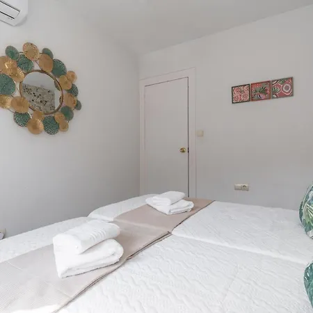 Tuguest San Agustin Iii Apartamento Granada