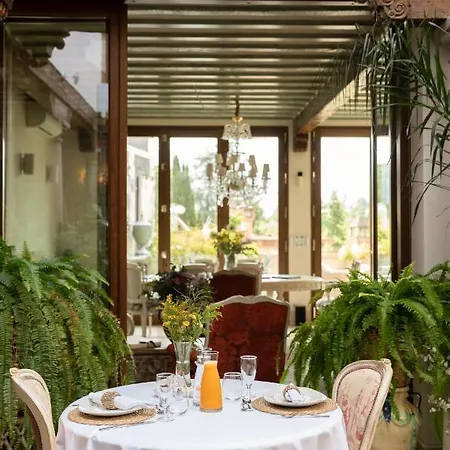 Aparthotel La Corrala Del Realejo 5*