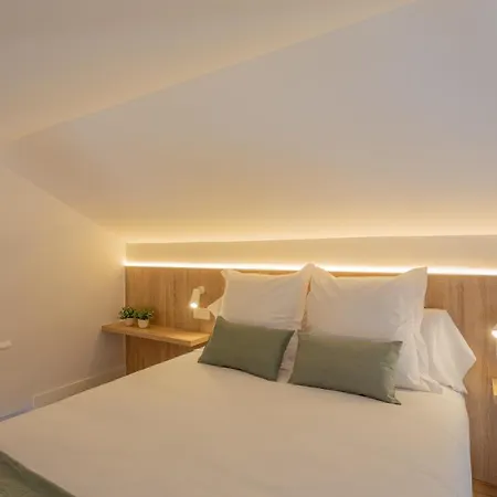 Atico Cl Centro Apartamento *