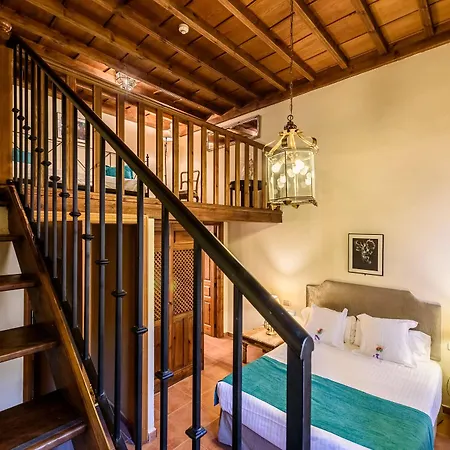 Palacio De Santa Ines Hotel