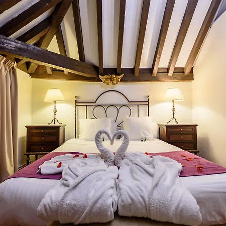Hotel Palacio De Santa Ines 3*