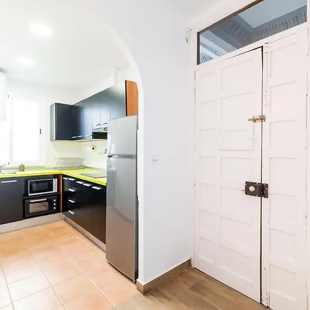 Apartamento Wekey Homes San Miguel Con Patio, Centro Ciudad Granada