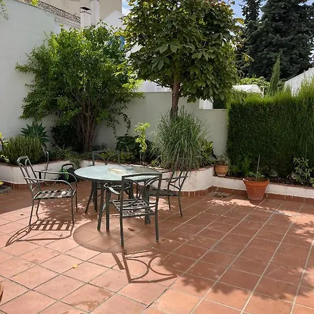 Mercedes Villa