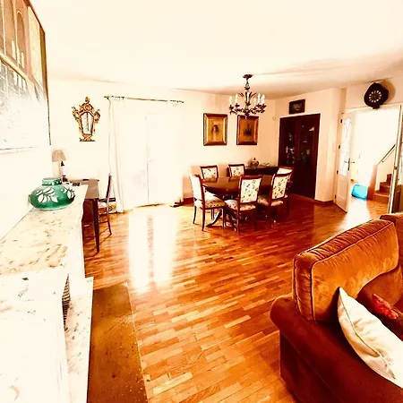 Villa Mercedes