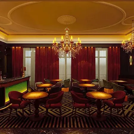 Hotel Rh Palacio Gran V A *