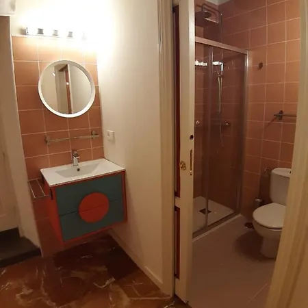 Loop Homes Palace Hotel *