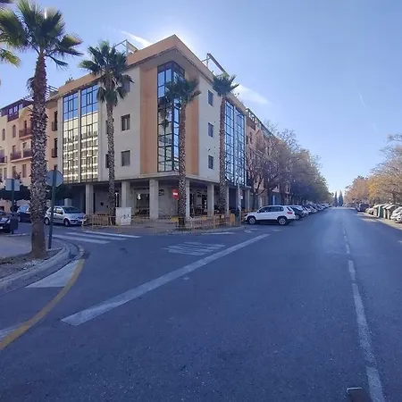 Apartamento, Piscina Y Parking Tico Medina * Granada