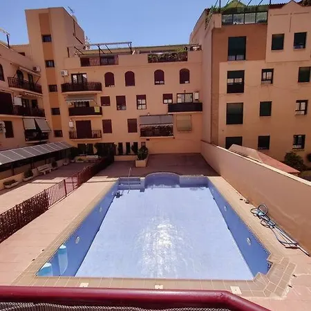 Apartamento, Piscina Y Parking Tico Medina Apartamento
