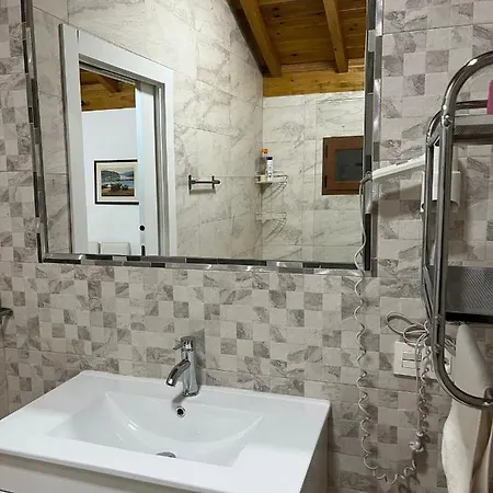 Apartamento Patio De Leones *