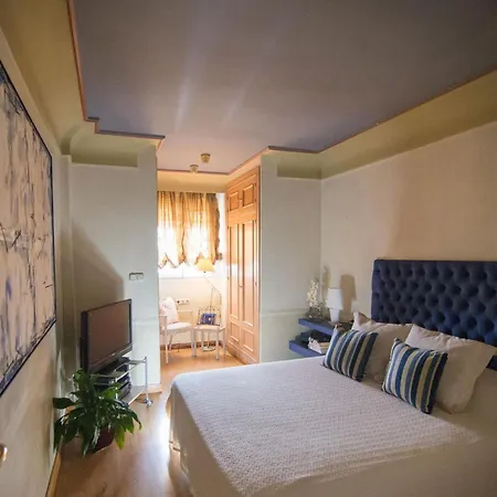 Chezmoihomes Luxury Penthouse Grenade
