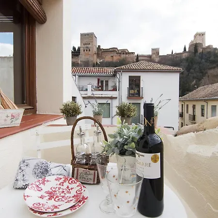 Apartment Chezmoihomes Alhambra Penthouse *