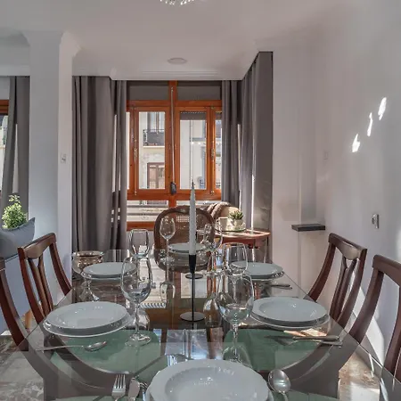 Apartment Tuguest Gran Via 42 *