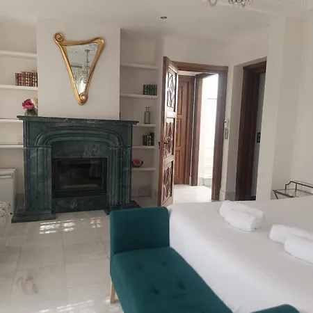 Comares 山林小屋