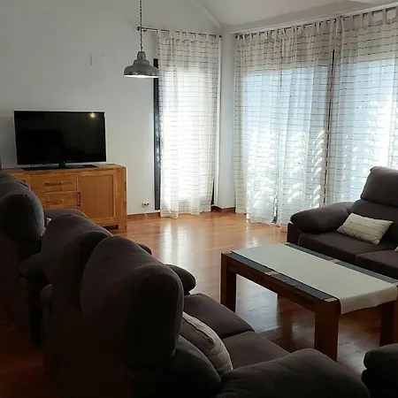 Holiday home Ideal House To Get To Know *