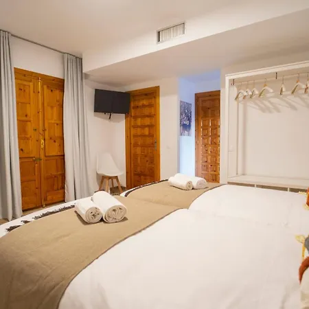 Carmen San Luis Albaicin, Habitación en casa particular Granada