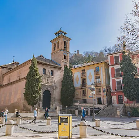 Gloria Bendita Granada