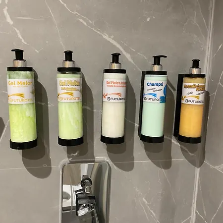 Prueba Hotel kapsułowy Grenada