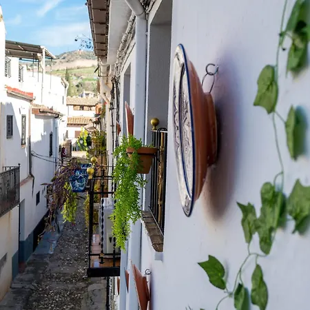 Casa *