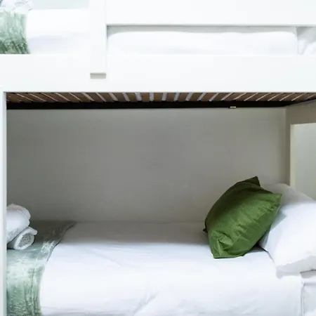 Apartamento Tuguest Avenida De La Investigacion - Free Parking