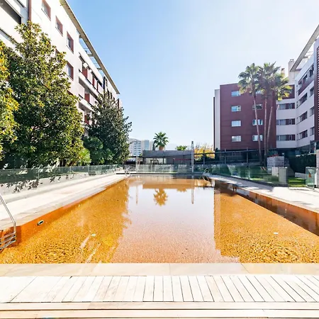 Tuguest Avenida De La Investigacion - Free Parking * Grenade