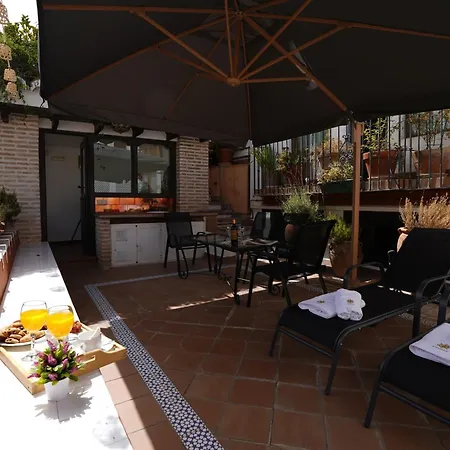 Adanar-apartamentos Muralla Ziri