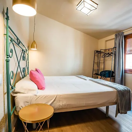 Veronica Centro Pensionat 2*