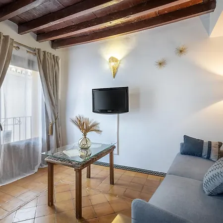 Apartamento Adanar-apartamentos Muralla Ziri Granada
