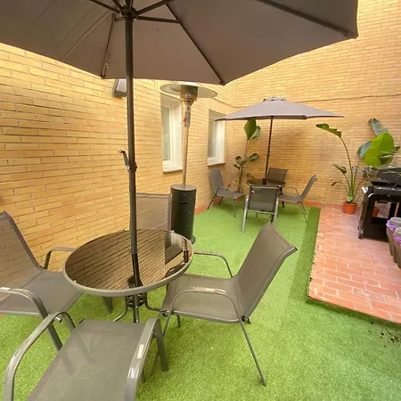 Futurotel Space Garden Hostal Granada