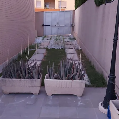 Casa En Con Vistas En Zona El Serrallo 格拉纳达