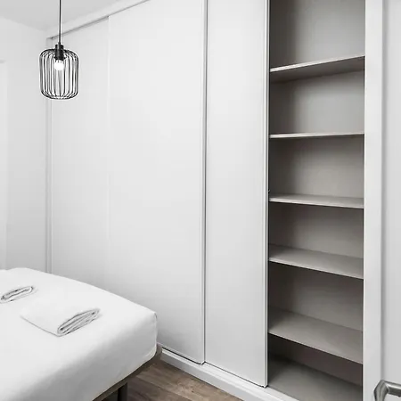 De Isabella Apartamento