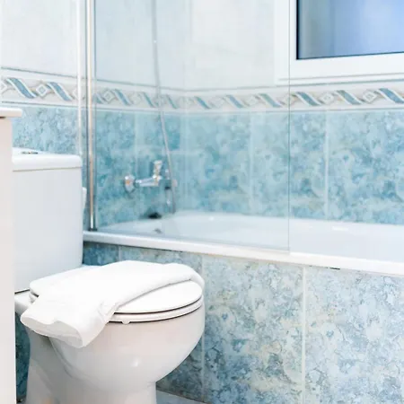 Encantador Piso Pleno Centro A Pie De Semana Santa Y Cerca De La Alhambra Apartamento