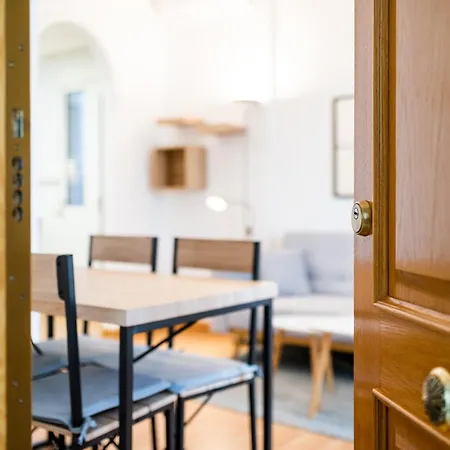 Apartamento Encantador Piso Pleno Centro A Pie De Semana Santa Y Cerca De La Alhambra