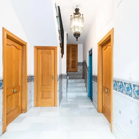 Encantador Piso Pleno Centro A Pie De Semana Santa Y Cerca De La Alhambra Apartamento *