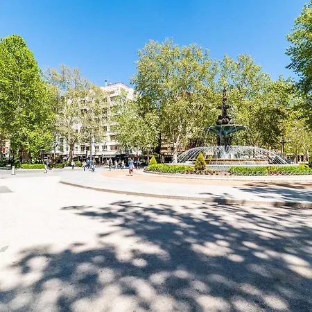Apartamento Encantador Piso Pleno Centro A Pie De Semana Santa Y Cerca De La Alhambra *