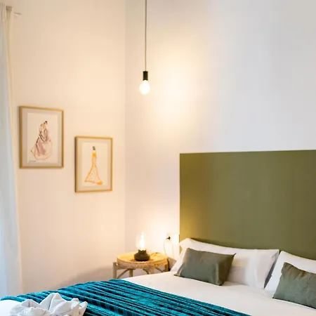 Con Encanto, Centro Apartment *
