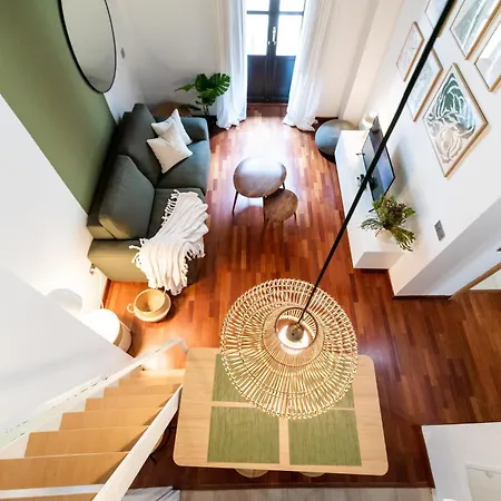Con Encanto, Centro Apartment
