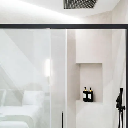 Albahaca Haven Luxury Center Apartment