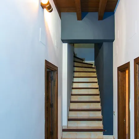 Apn Duplex Elvira Apartment