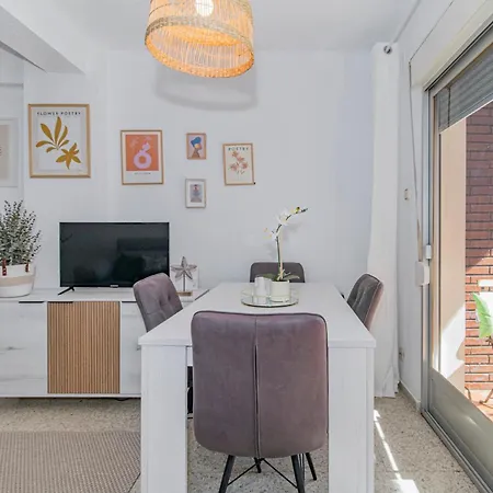 Apartamento Delfin Retreat Con Terraza Junto A Parada De Metro