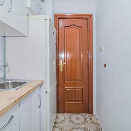 Delfin Retreat Con Terraza Junto A Parada De Metro Apartamento Granada