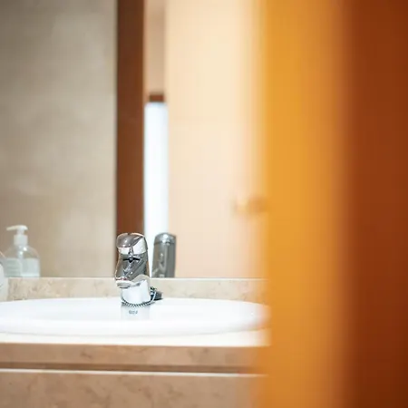 Apartment Enjoygranada Lujo Piscina Y Parking *