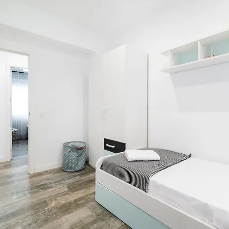 Apartment Pajaritos Junto A Centro, Estacion De Tren Y Plaza De Toros