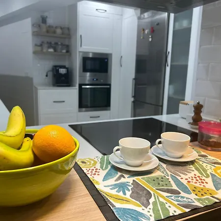 Homestay Doble Con Bano Privado En El Centro De *