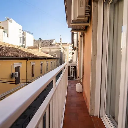 Trivino Centro Apartment Granada