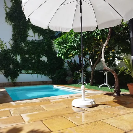 山林小屋 Comares